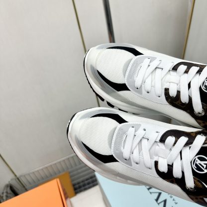 Louis Vuitton Run 55 sneakers - Image 6
