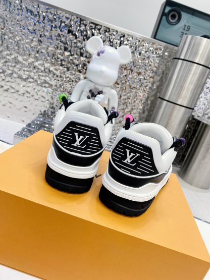 Louis Vuitton Trainer DIY Buckle Sneakers - Image 6