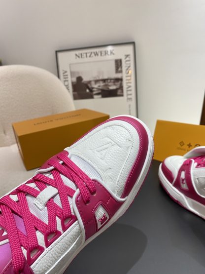 Louis Vuitton's popular skateboard shoes - Image 6