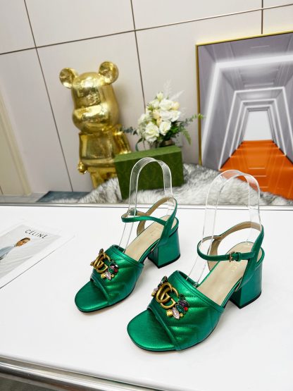 Gucci's new spring and summer rhinestone buckle round-toe thick-heeled sandals - Image 6