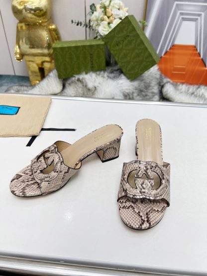 Gucci platform slippers - Image 7