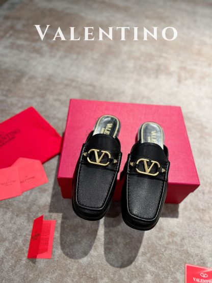 VALENTINO Fashion V Buckle Metal Element Open-Toed Sandals - Image 6