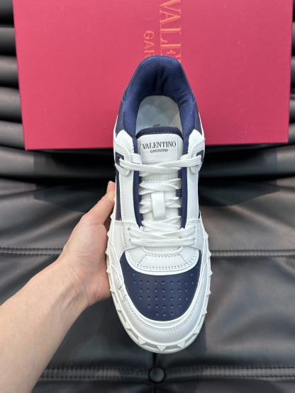 VALENTINO low-top calfskin sneakers - Image 6