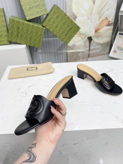 Gucci Interlocking G slide sandals - Image 6