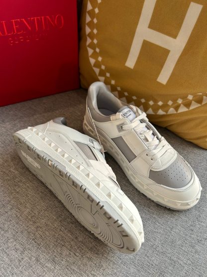 VALENTINO refined couple's casual shoes - Image 5