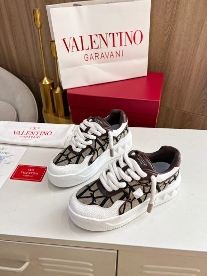 VALENTINO Fashion Couple Thick Strap Casual Shoes - Image 5