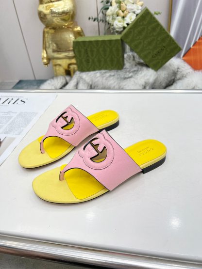 Gucci flip flops - Image 7