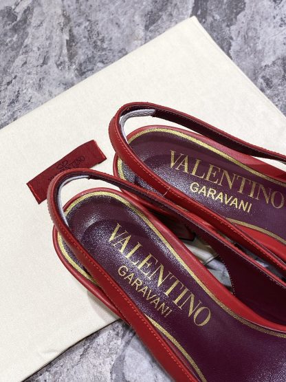 VALENTINO Gold V-chain high-end fashion sandals high heels - Image 6