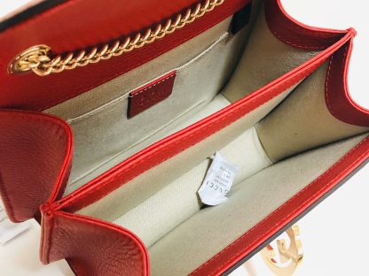 Gucci Vintage Red Chain Bag - Image 6