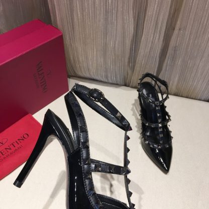 VALENTINO classic studded high heels - Image 6