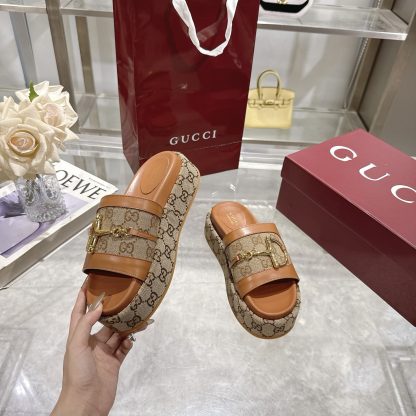 Gucci women's platform sandals - Image 6