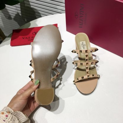 VALENTINO exquisite rivet sandals high heels - Image 6