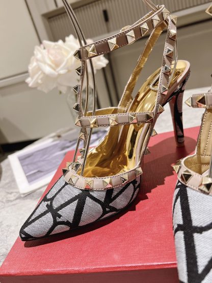 VALENTINO Elegant Studded High Heels - Image 6