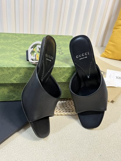 Gucci Double G round heel sandals - Image 6