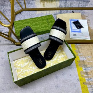 Gucci's latest hot-selling slippers