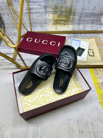 Gucci's latest hot-selling slippers