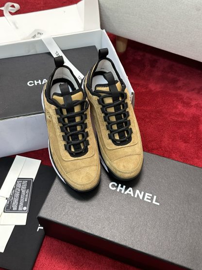 Chanel unisex couple earth color mix and match classic casual sneakers - Image 6