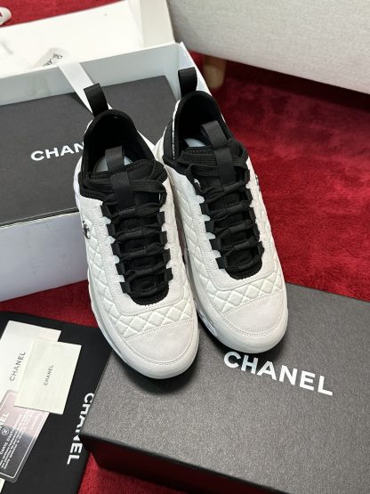 Chanel men's and women's couple's white and black mix and match classic casual sports shoes - Image 6