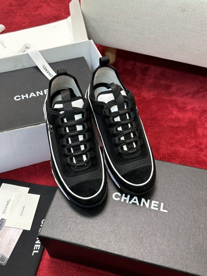 Chanel men's and women's couple's black and white mix and match classic fashion casual sports shoes - Image 6