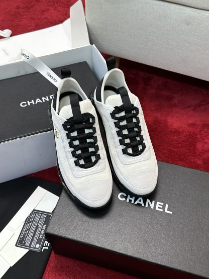 Chanel men's and women's couple's white and black mix and match classic fashion casual sports shoes - Image 6