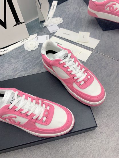 Chanel Spring and Summer Ultra High Quality Pink Fashionable Casual Sports Sneakers - Image 6