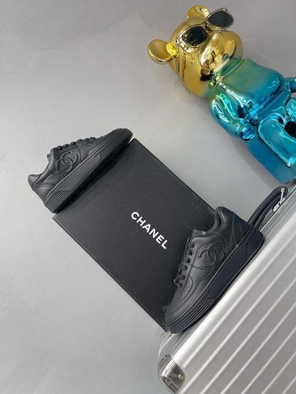 Chanel Spring and Summer Ultra High Quality Black Fashionable Casual Sports Sneakers - Image 6