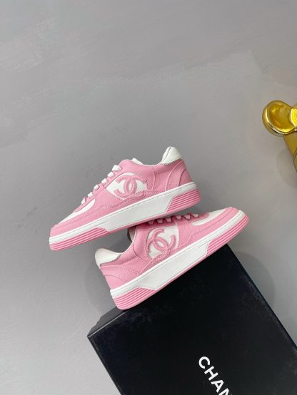 Chanel Spring and Summer Ultra High Quality Light Pink Fashionable Casual Sports Sneakers - Image 6