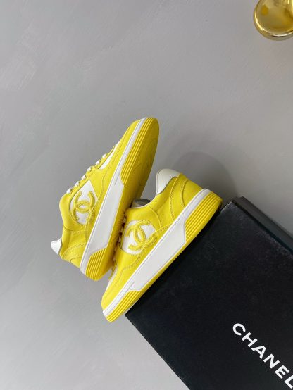 Chanel Spring and Summer Ultra High Quality Yellow Fashionable Casual Sports Sneakers - Image 6