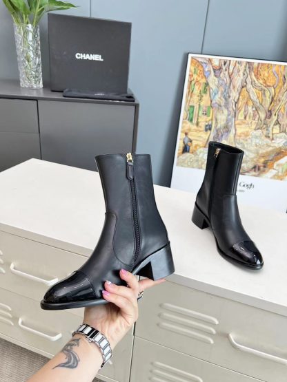 Chanel autumn and winter main season black cowhide and patent leather Martin boots - Image 5