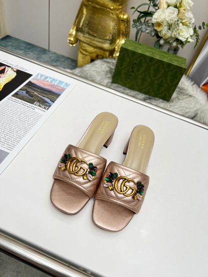 Gucci spring and summer new GG rhinestone buckle round toe thick heel slippers - Image 6