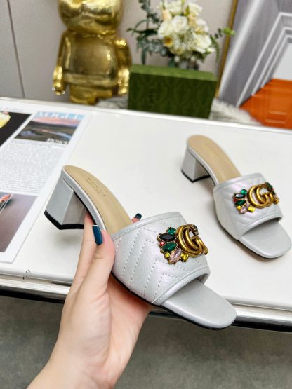 Gucci spring and summer new GG rhinestone buckle round toe thick heel slippers - Image 6