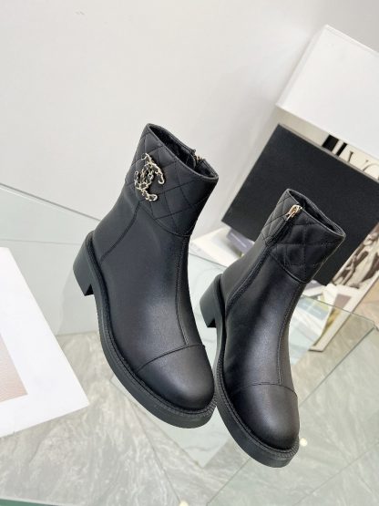 Chanel Autumn and Winter High-end Customized Catwalk Model Extremely Luxurious Leather Boots - Image 6