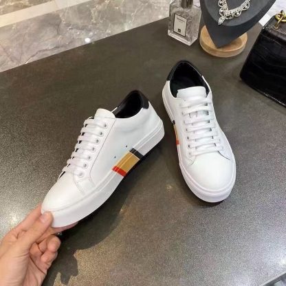 Burberry low-top sneakers - Image 6