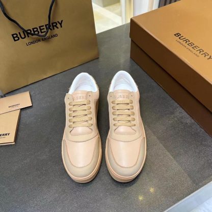 Burberry low-top sneakers - Image 5