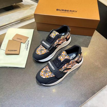 Burberry thick-soled sports shoes - Image 6