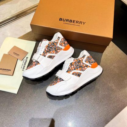 Burberry thick-soled sports shoes - Image 6