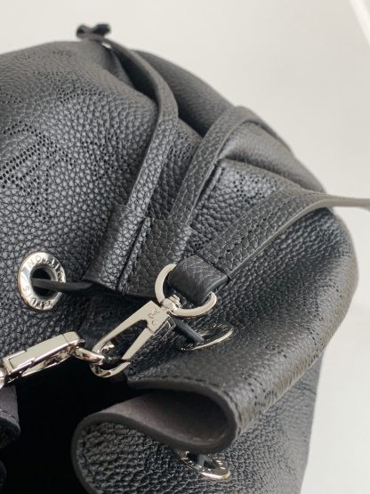 Louis Vuitton m57201 grey leather bag - Image 6