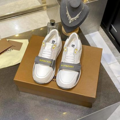 Burberry thick-soled sports shoes