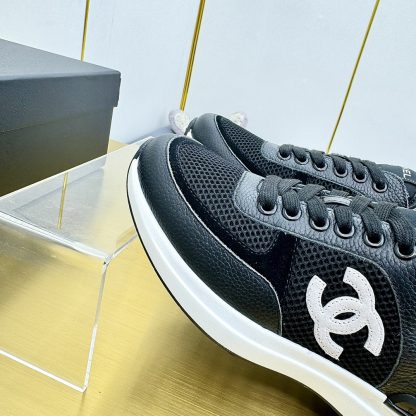 Chanel classic black and white mix and match versatile casual sneakers - Image 6