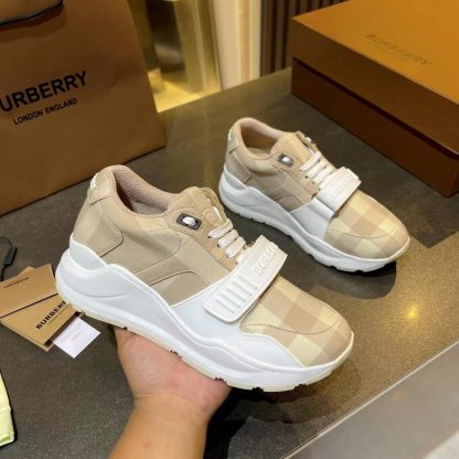 Burberry thick-soled sports shoes - Image 6