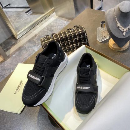 Burberry thick-soled sports shoes - Image 5