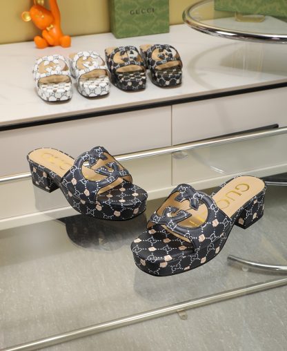 Gucci platform slippers - Image 7