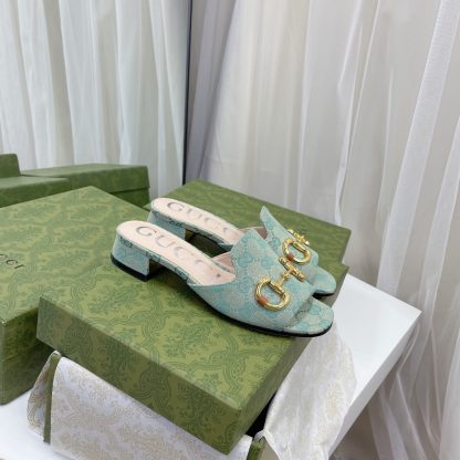 Gucci horsebit shallow design with square toe and three-dimensional square heel slippers - Image 4