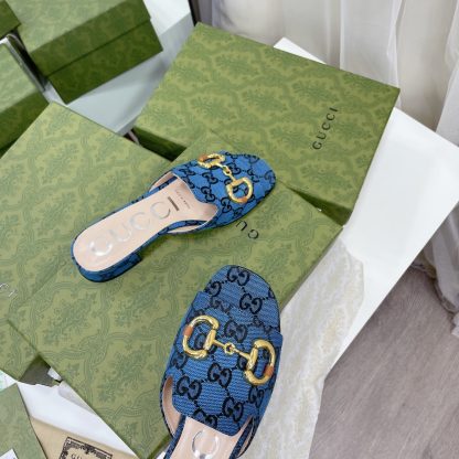 Gucci horsebit shallow design with square toe and three-dimensional square heel slippers - Image 7