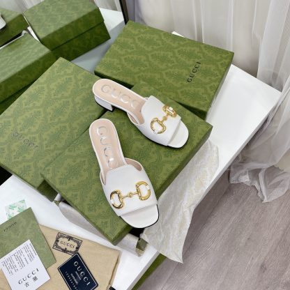 Gucci horsebit shallow design with square toe and three-dimensional square heel slippers - Image 6