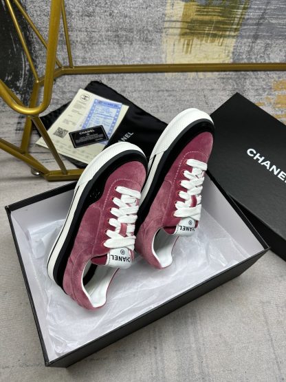 Chanel's latest red and black couple sports casual shoes - Image 6