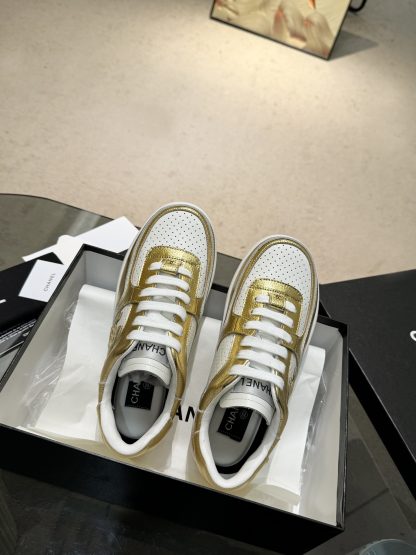 Chanel classic design gold mix fashion casual sneakers - Image 5