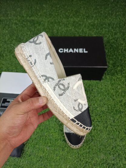Chanel early spring sunshine gray and black new fisherman shoes - Image 5