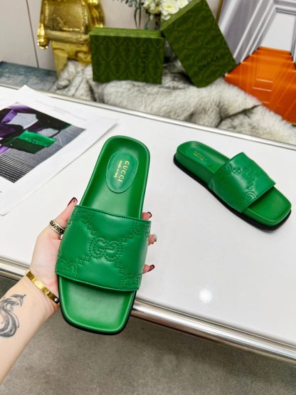 Gucci new slippers - Image 7