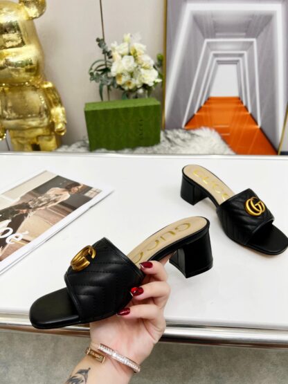 Gucci mid-heel slippers - Image 7